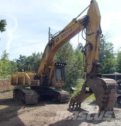 John Deere 892 ELC Pelle sur chenilles