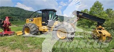 CAT 545D Débusqueur