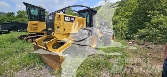 CAT 545D Débusqueur