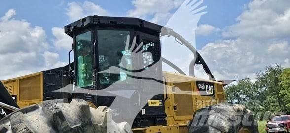 CAT 545D Débusqueur