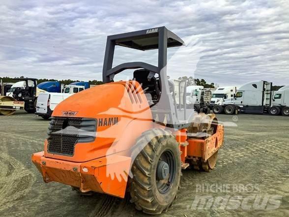 Hamm 3307P Rouleaux monocylindre