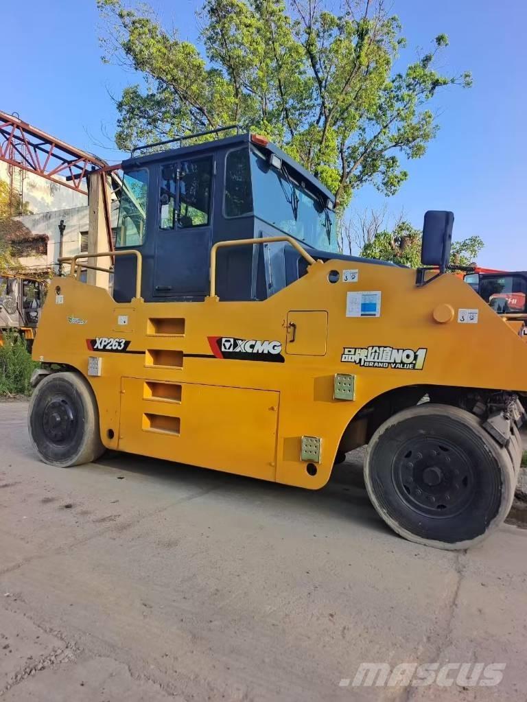XCMG XP 263 Rouleaux à pneumatiques