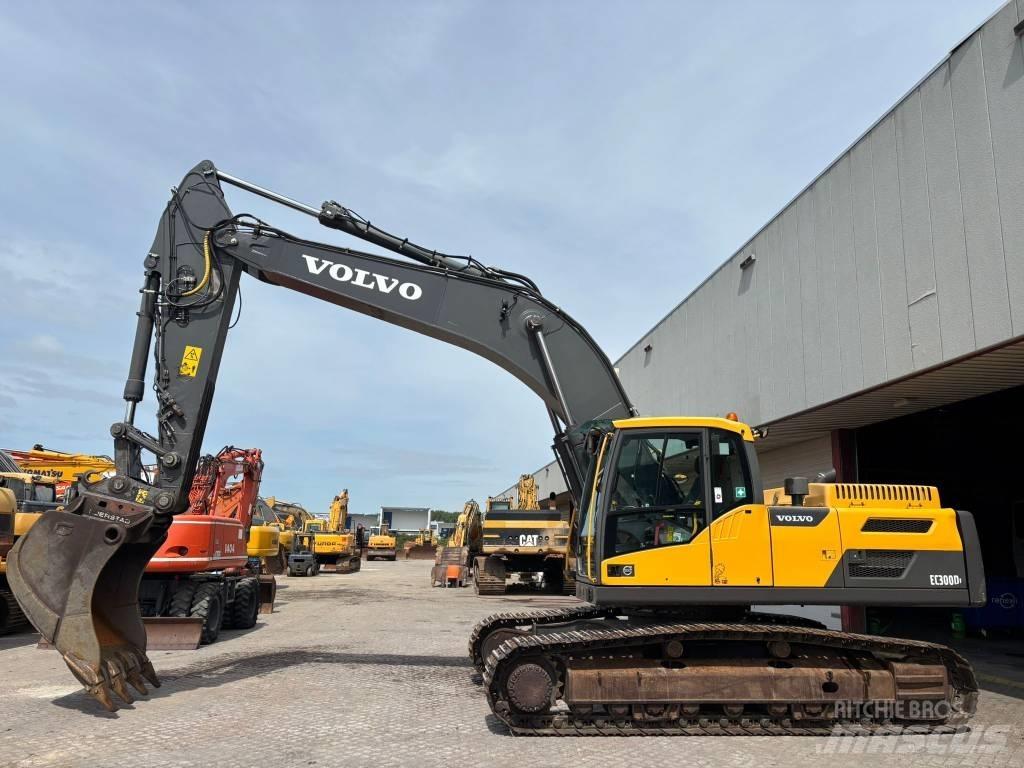 Volvo EC 300 D L Pelle sur chenilles