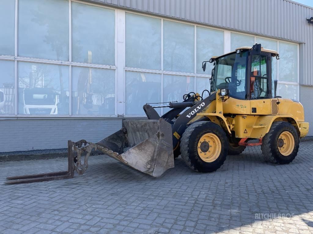 Volvo L 30 G     2018     CE Chargeuse sur pneus