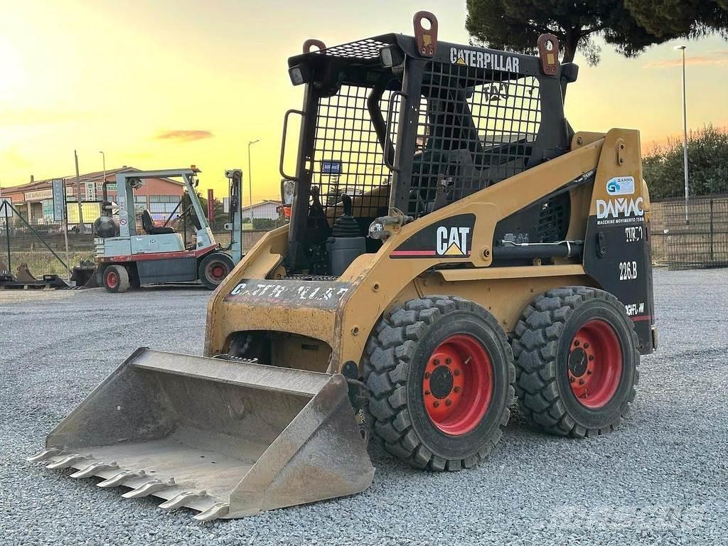 CAT 226BHF Mini chargeuse