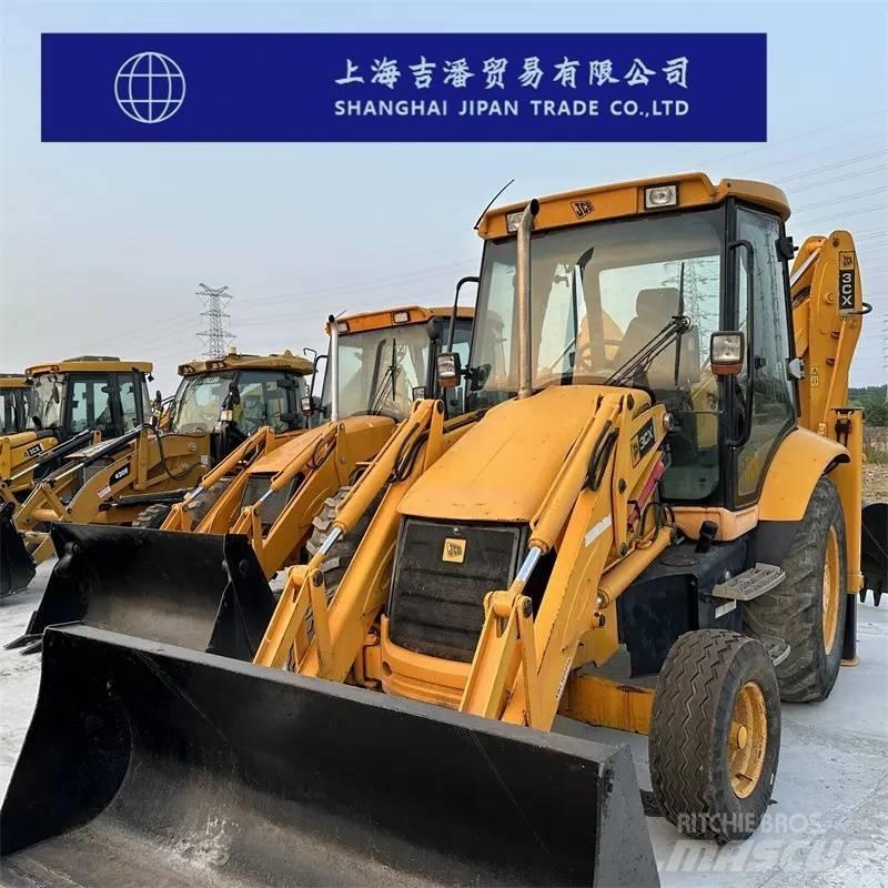 JCB 3 CX Chargeuse sur pneus