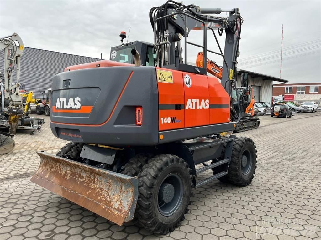 Atlas 140W-BLUE Pelle sur pneus