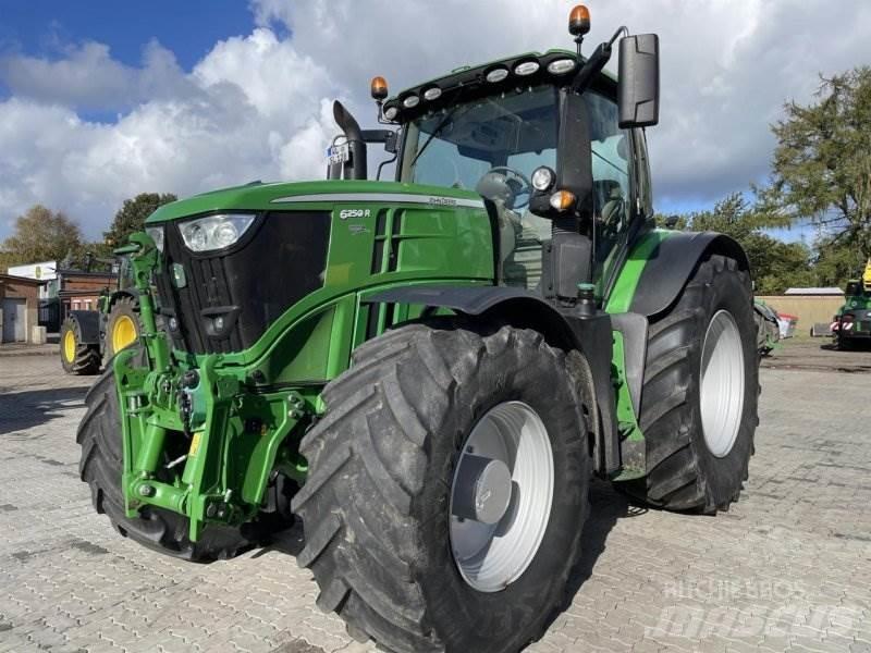 John Deere 6250R Agriculture - Autres