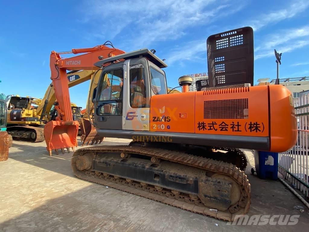 Hitachi ZX 210-3 G Pelle sur chenilles