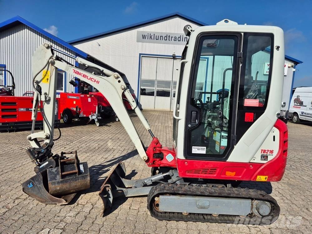 Takeuchi TB 216 Mini pelle < 7t