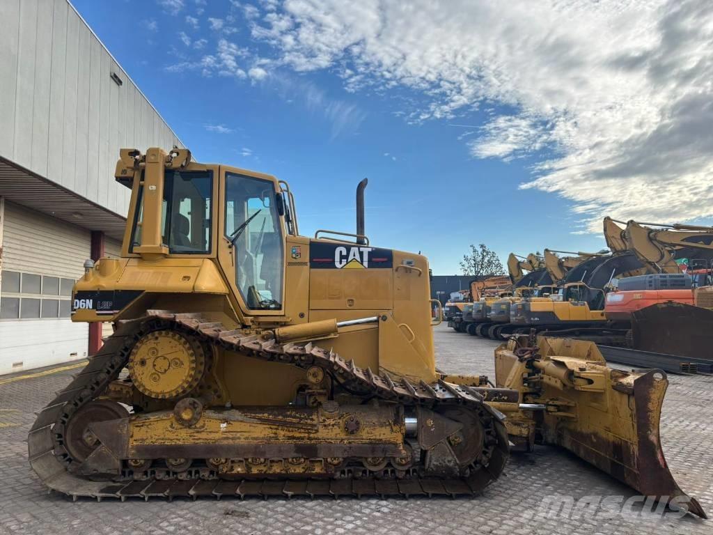 CAT D 6 N LGP Bouteurs sur chenilles