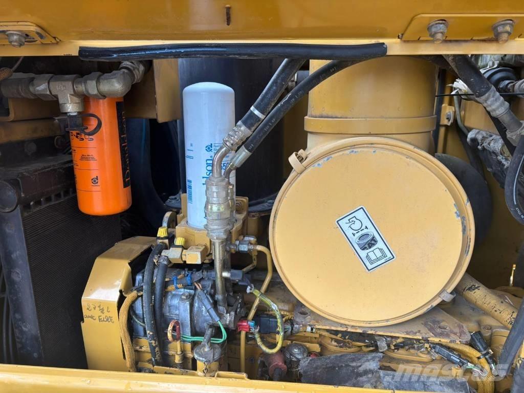 CAT D 6 N LGP Bouteurs sur chenilles