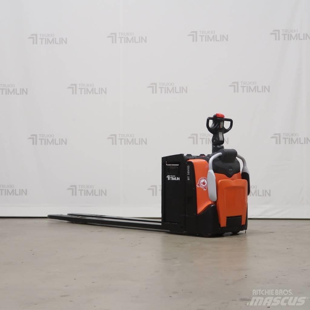 Toyota LPE250 Transpalette accompagnant porté debout