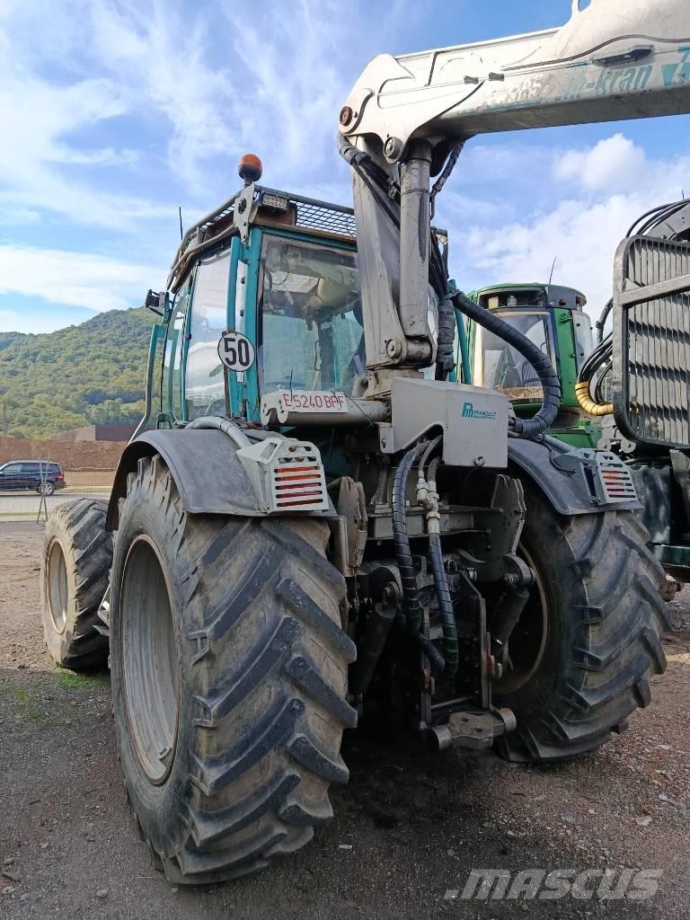 Pfanzelt Stufenlos Tracteurs forestiers