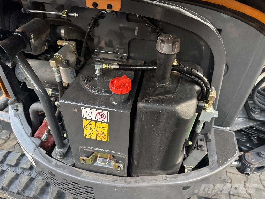 CASE CX 26 C Mini pelle < 7t