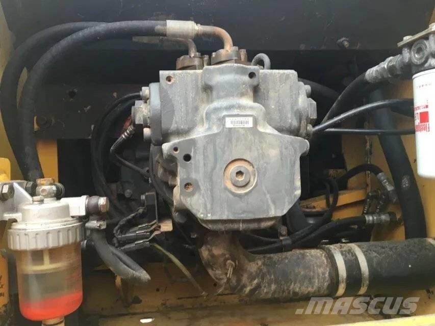 Komatsu PC 200-7 Pelle sur chenilles