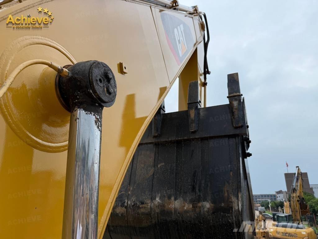 CAT 320 D Pelle sur chenilles