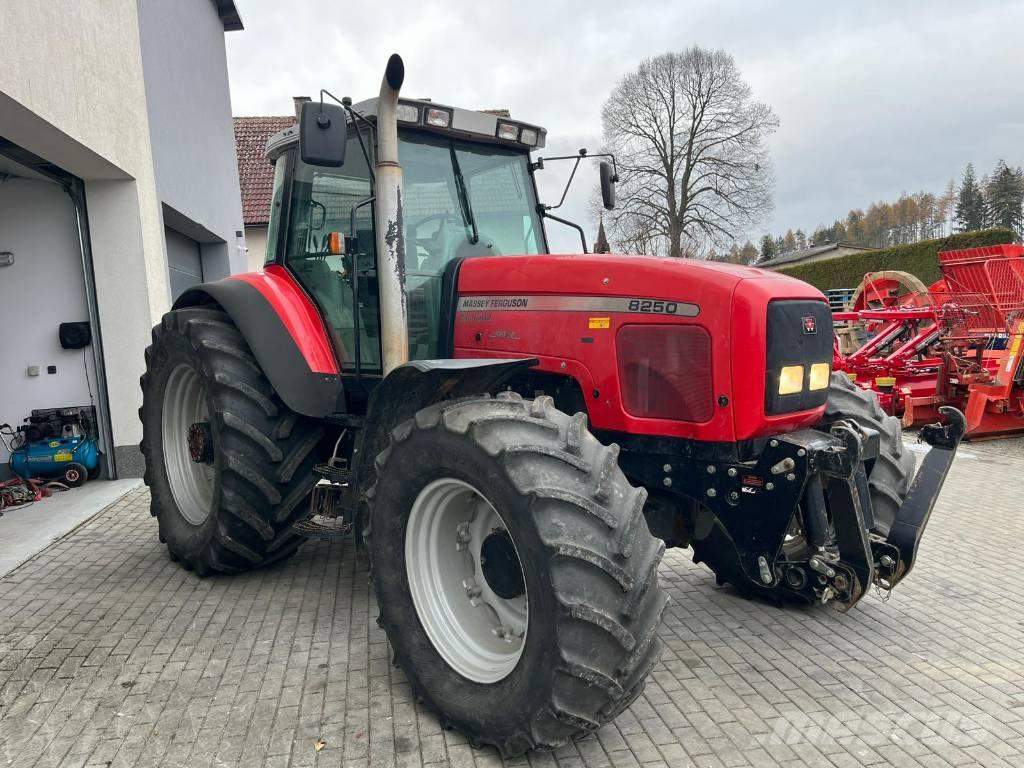 Massey Ferguson 8250 Tracteur