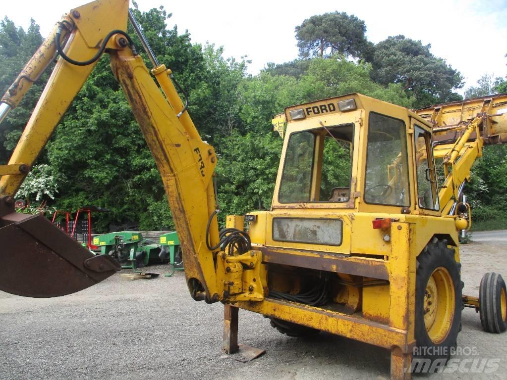 Ford 550 Tractopelle