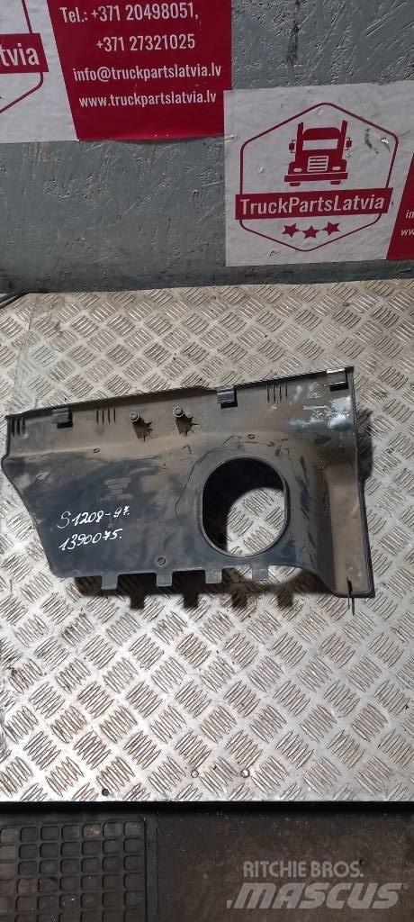 Scania 94 D.   1390075 Cabines