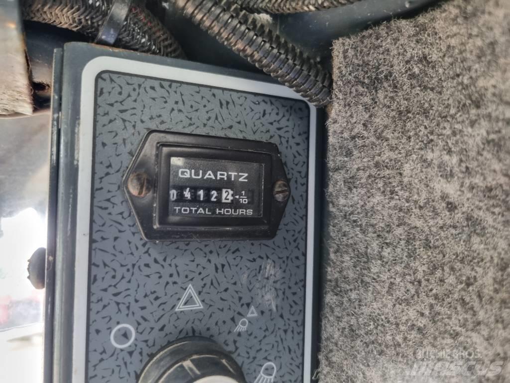 Mustang 2012 Chargeuse compacte