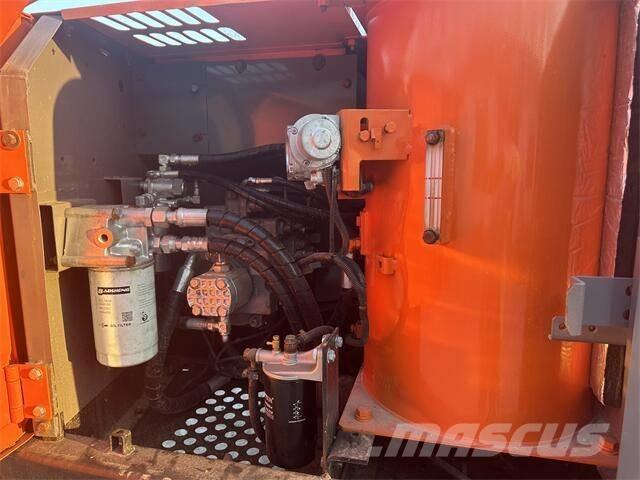 Hitachi ZX120 Pelle sur chenilles