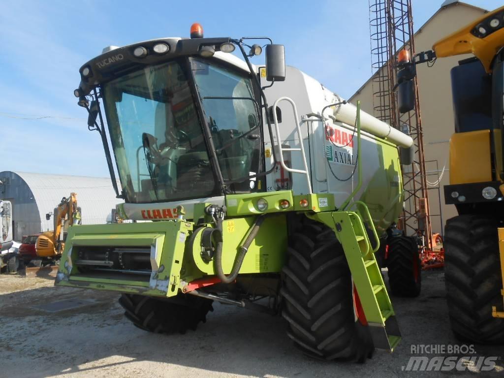 CLAAS Tucano 440 Moissonneuse batteuse