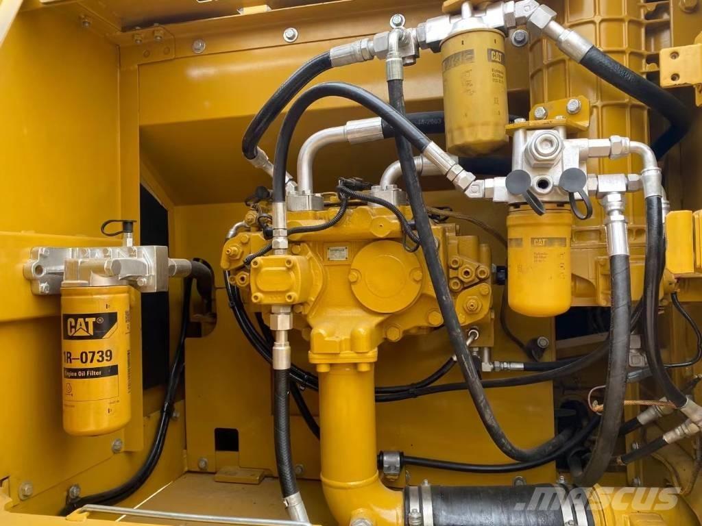 CAT 324 Pelle sur chenilles