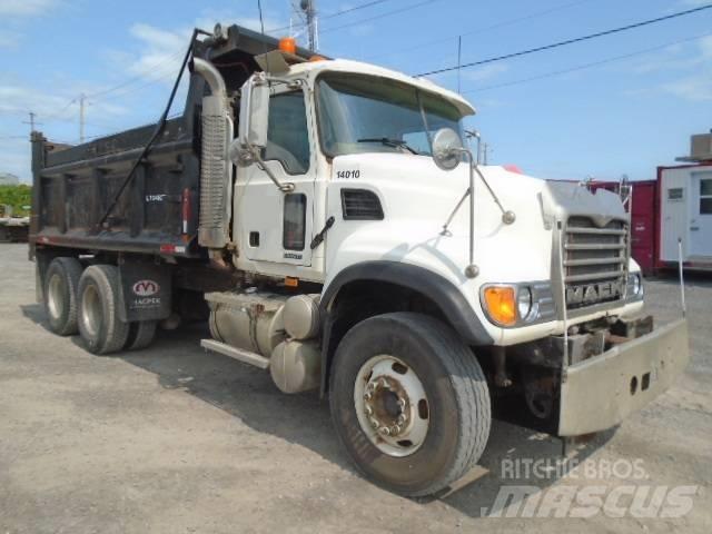 Mack CV 713 Camion benne