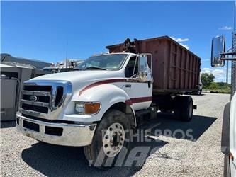 Ford F 750 Camion poubelle