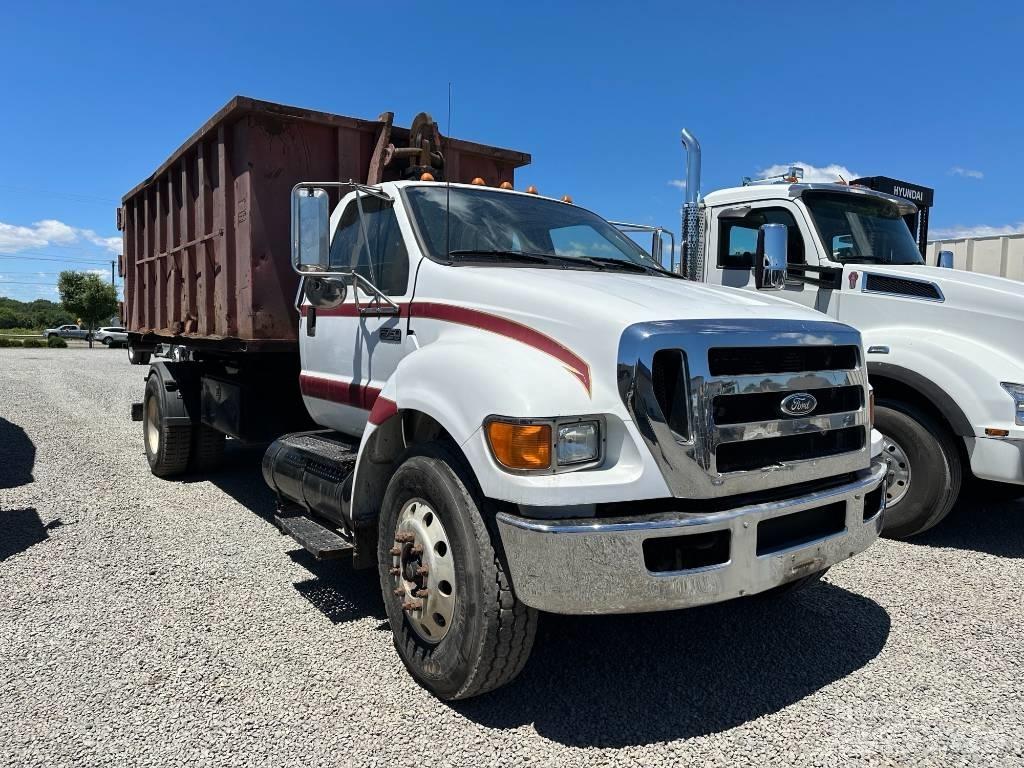 Ford F 750 Camion poubelle