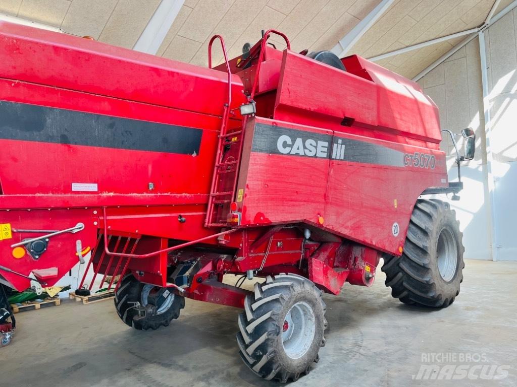 Case IH CT 5070 Moissonneuse batteuse