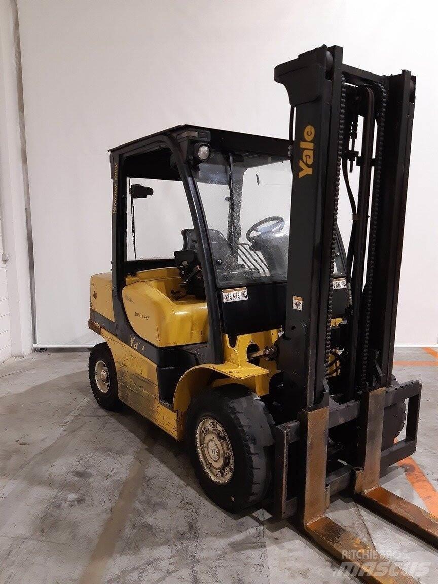 Yale GDP40VX Chariots diesel