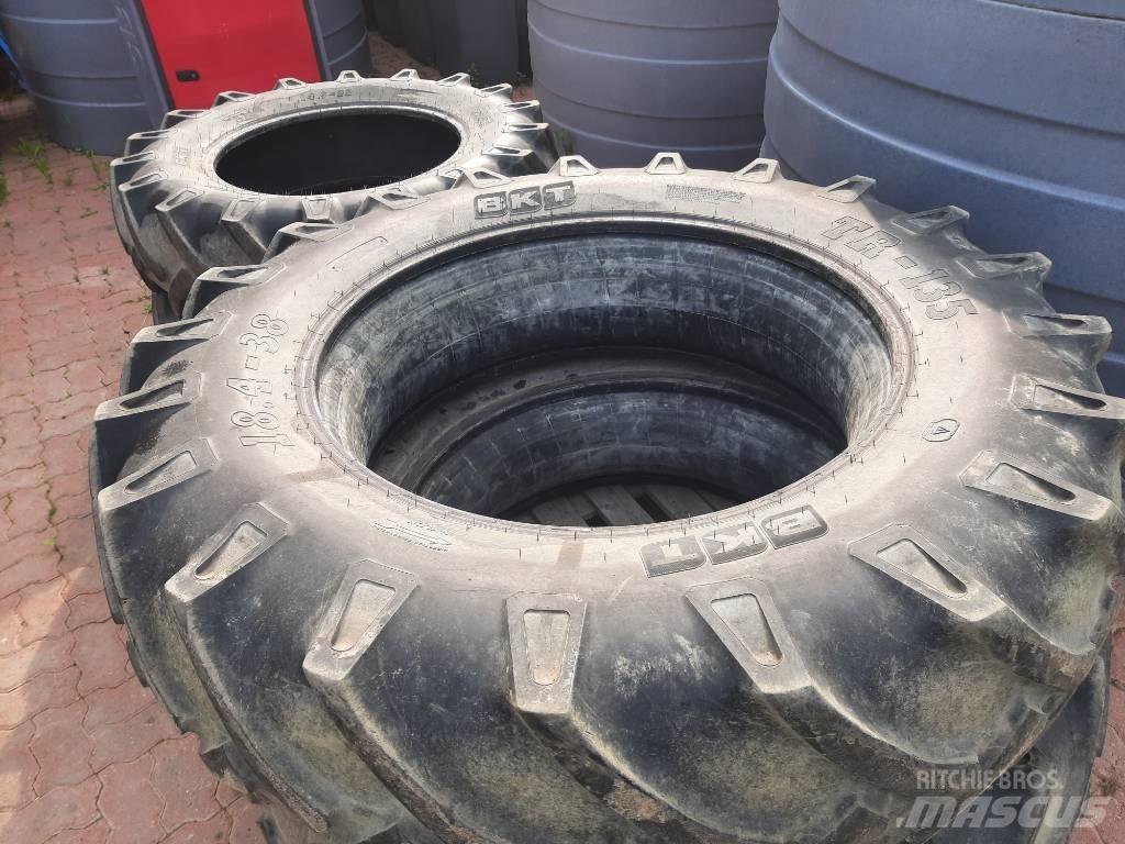 BKT 18.4-34 2 kpl Pneus, roues et jantes