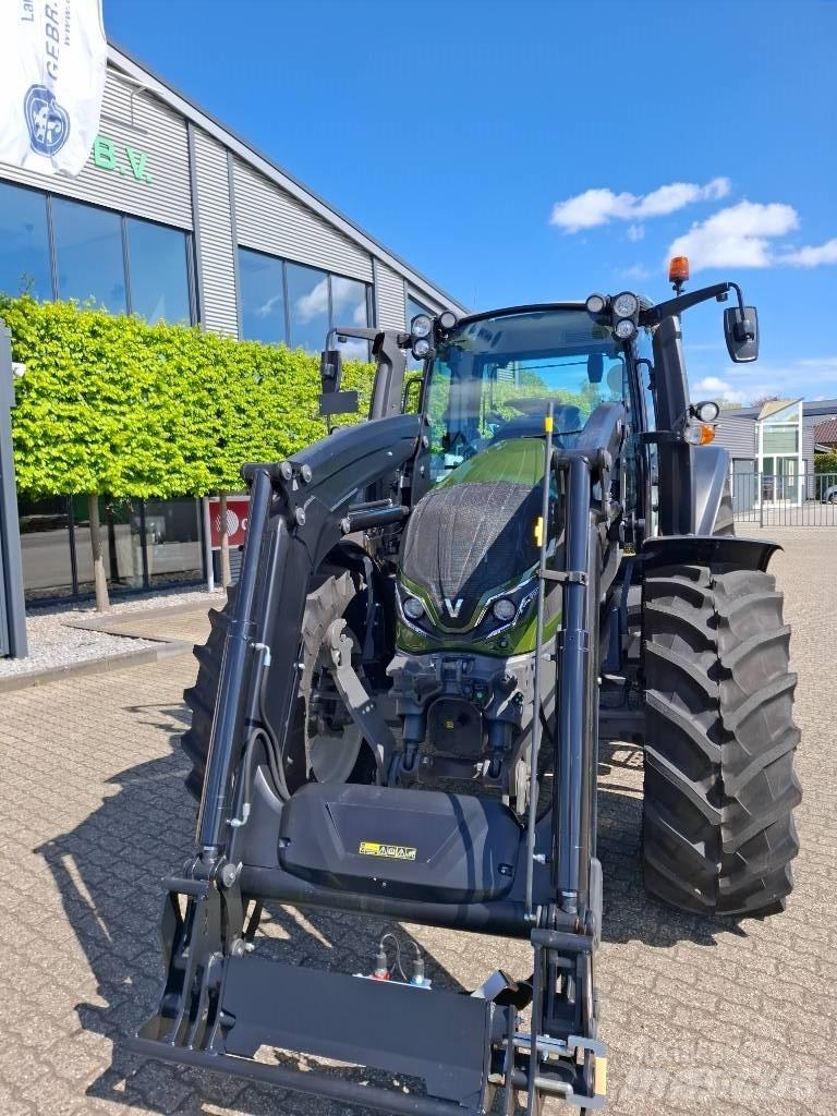 Valtra G 125 Active Tracteur