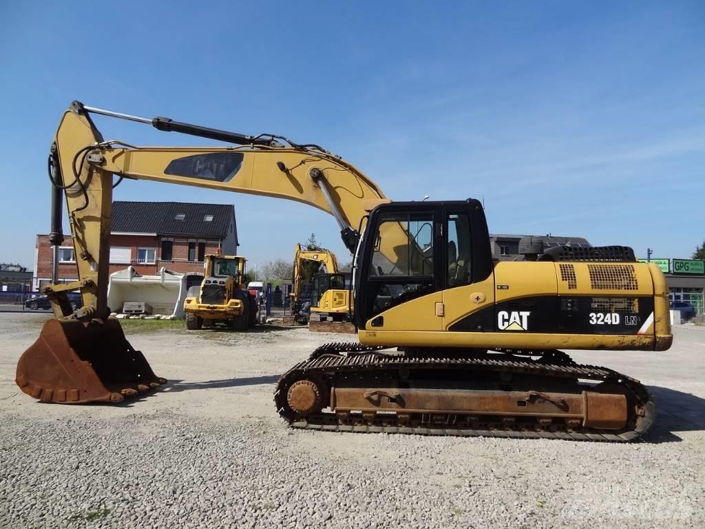 CAT 324 D LN Pelle sur chenilles