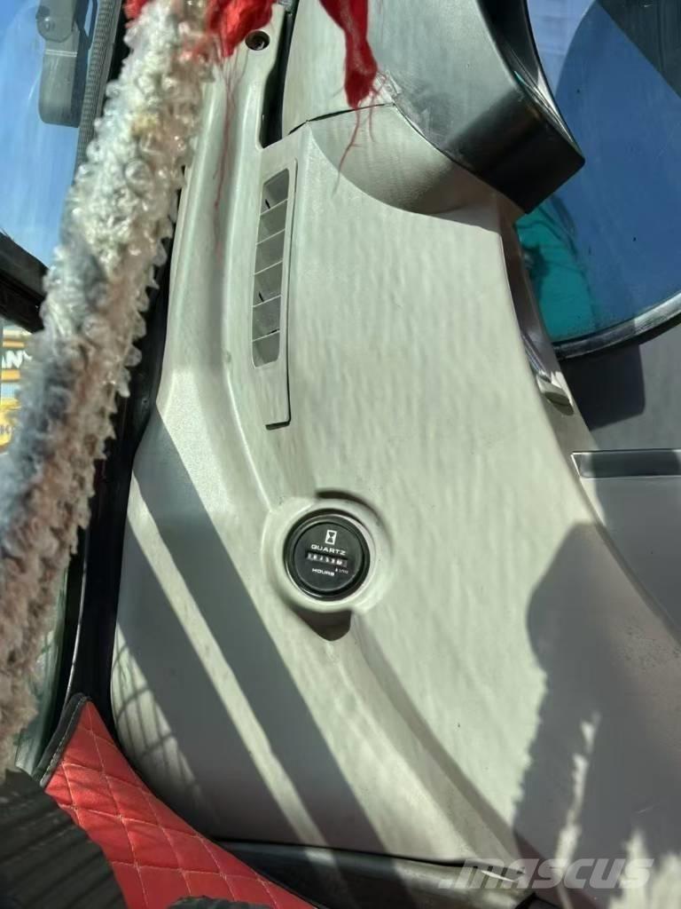 Kobelco SK 200 LC I Pelle sur chenilles