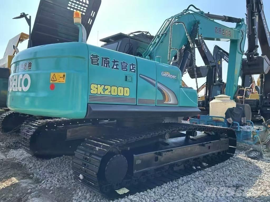 Kobelco SK 200 LC I Pelle sur chenilles