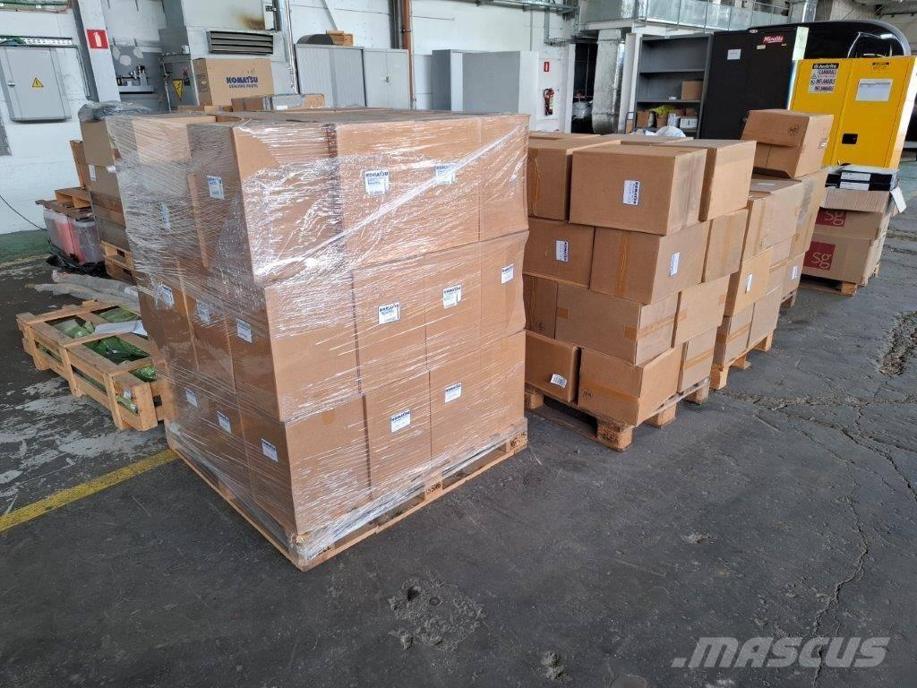 Komatsu 6125-81-7032 Moteur