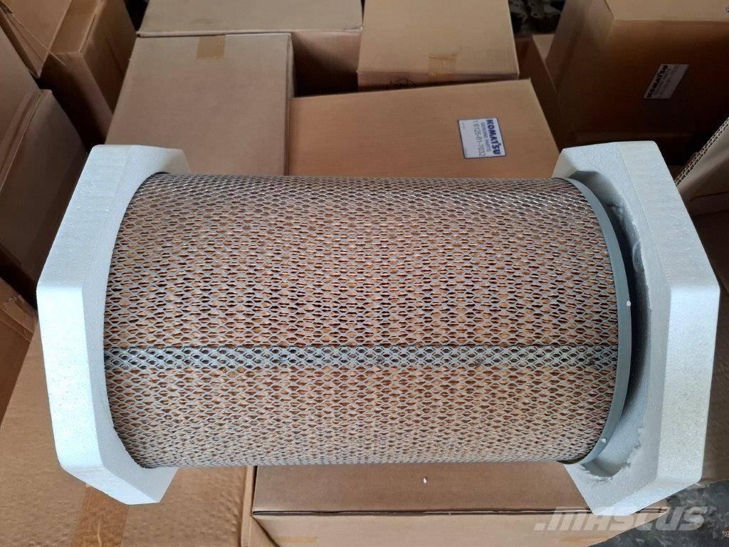 Komatsu 6125-81-7032 Moteur