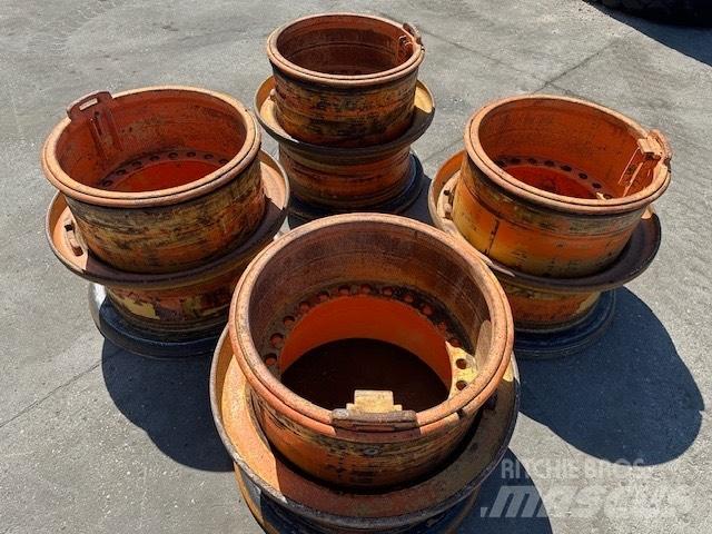 Hitachi LX 290 RIMS Pneus, roues et jantes