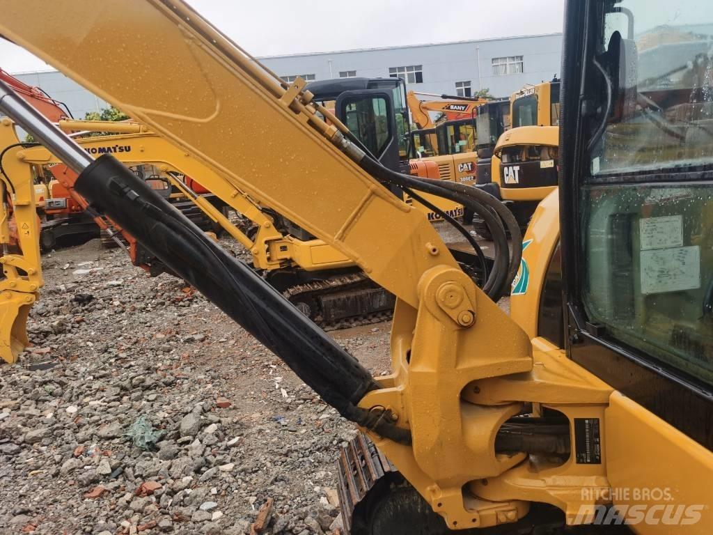 CAT 303.5E Mini pelle < 7t