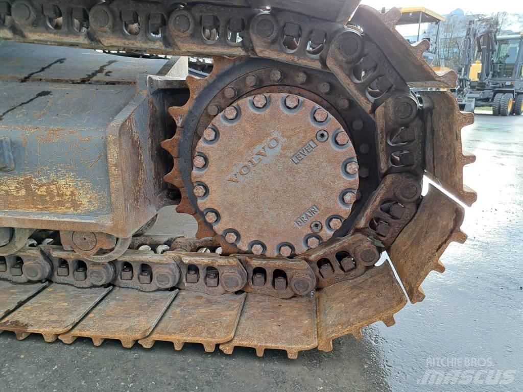 Volvo EC 200 EL Pelle sur chenilles
