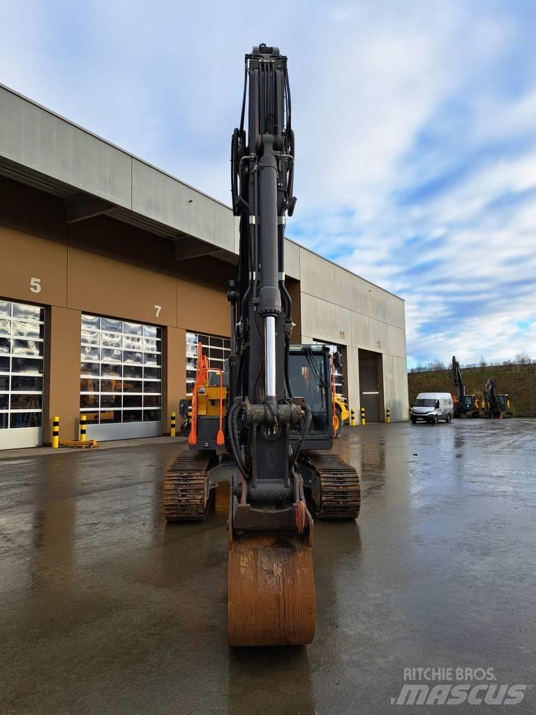 Volvo EC 200 EL Pelle sur chenilles