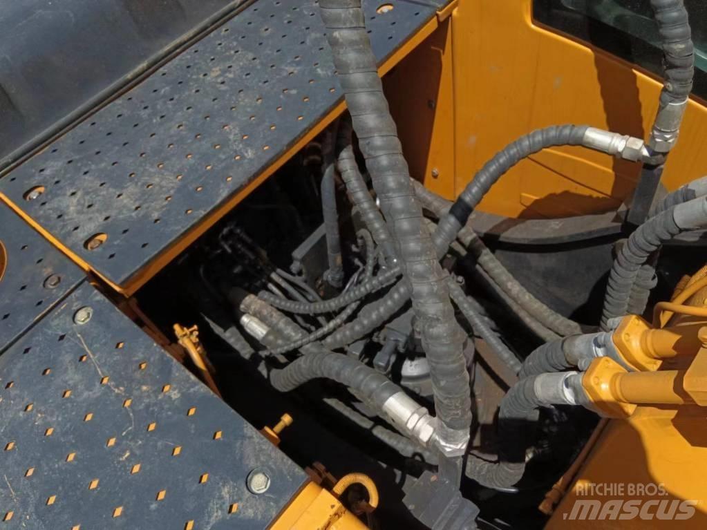 CAT 307 Pelle sur chenilles