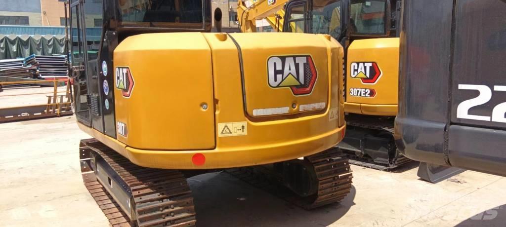 CAT 307 Pelle sur chenilles