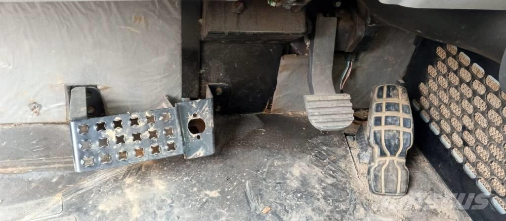 CAT 730 C Tombereau articulé