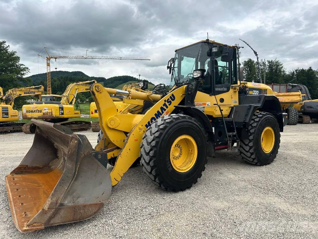 Komatsu WA 320-7 Chargeuse sur pneus