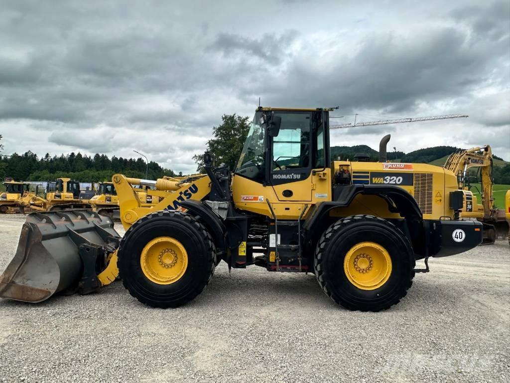 Komatsu WA 320-7 Chargeuse sur pneus