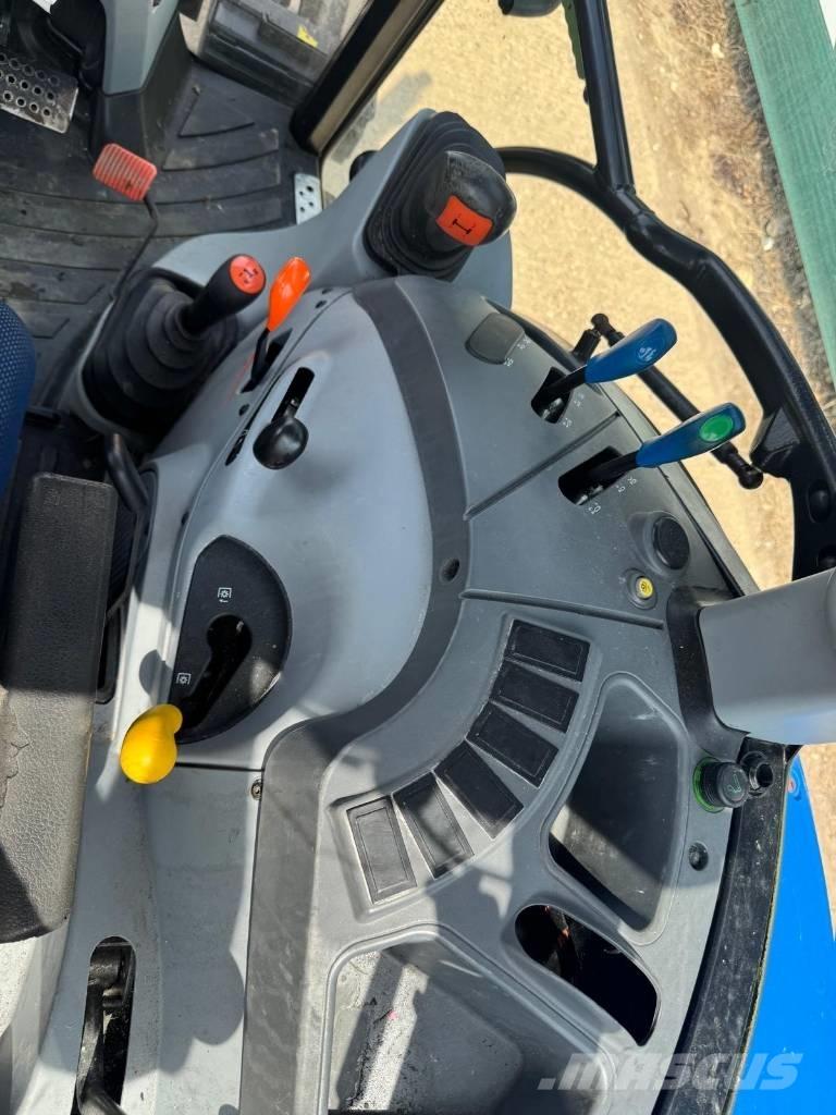 New Holland T 4.65 Tracteur